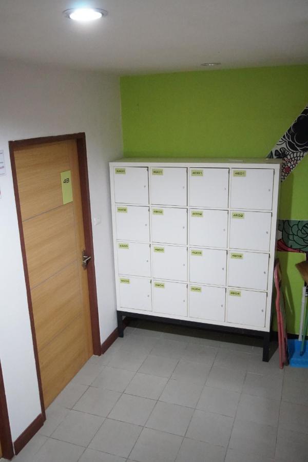 Hostal Bedbox And Patong